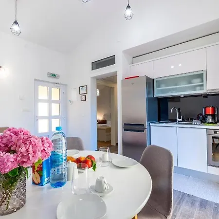 Minto & Slava Apartment Krstatice