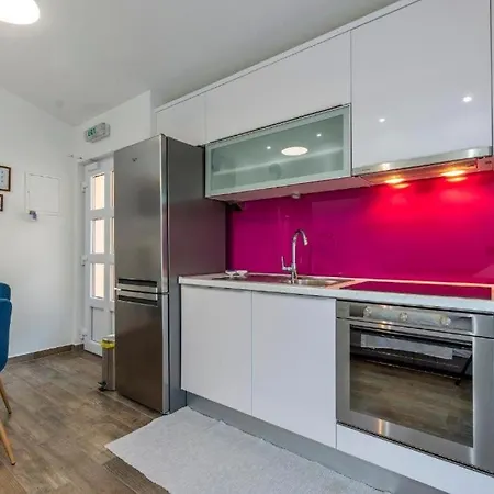 Minto & Slava Apartment